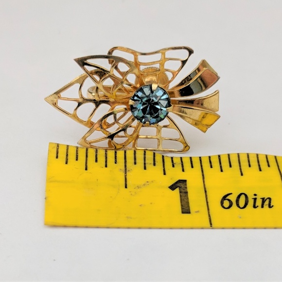 Vintage 1940s Screw Back Earrings Bugbee and Niles - Picture 5 of 5